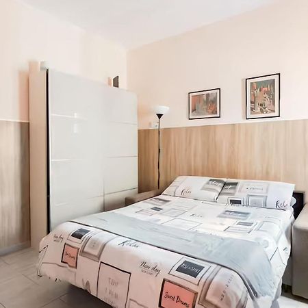 Milan Sweet Home Metro, Linate E Sky Studio Kültér fotó